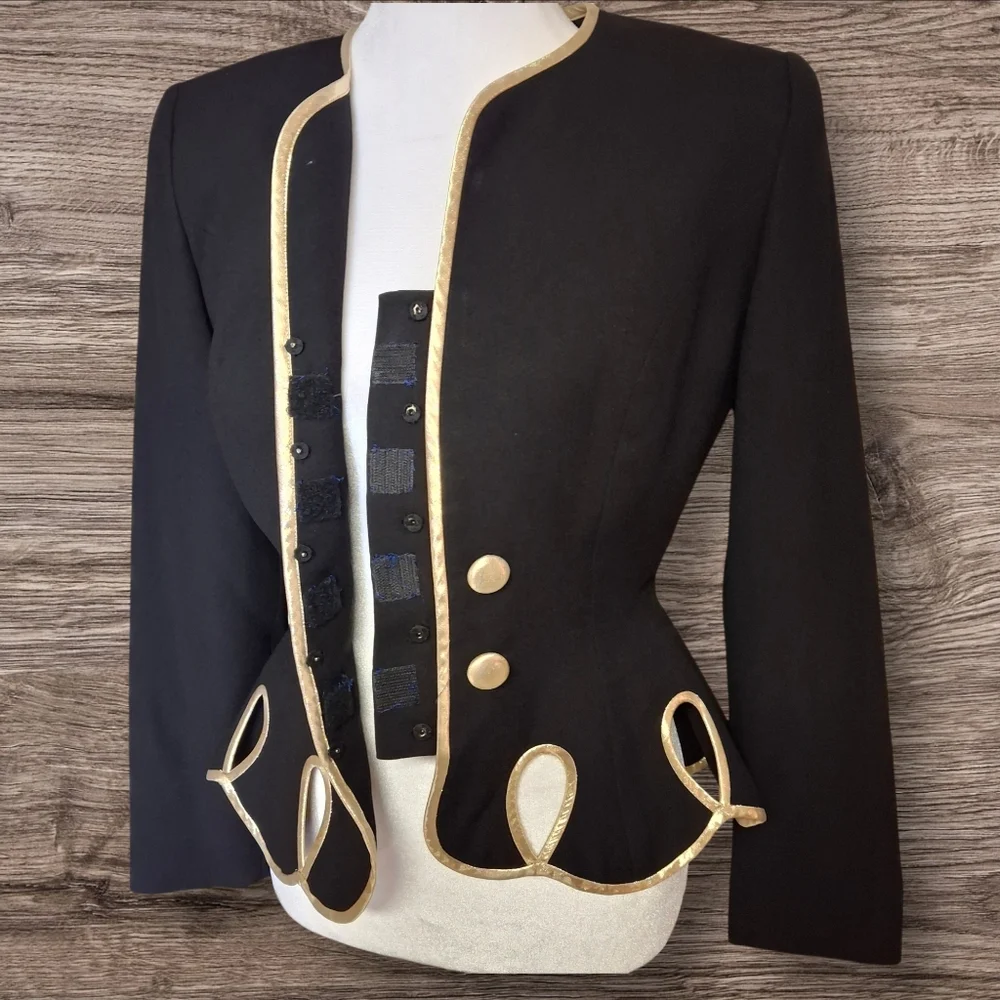 Vintage Rimini Black with Gold Trim Long Sleeve Blazer   Women Size 4 - Picture 8 of 16